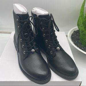 ALFANI
Step N' Flex Women's Bomontt Lace-up Booties in black size 5.5M NEW